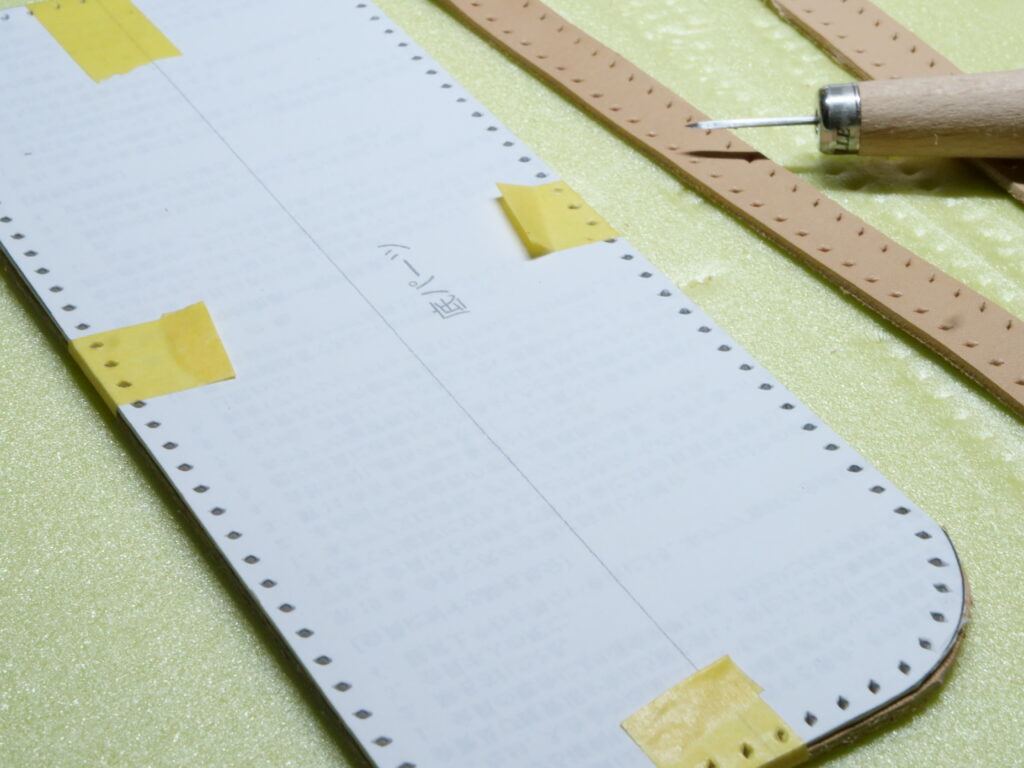 【レザークラフト】簡単 - 栃木レザーを使ったペンケースの作り方 -写真2